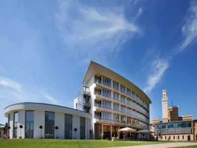 Vienna House by Wyndham Havelufer Potsdam Hotel dekat Sanssouci Park