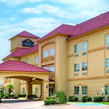 La Quinta Inn & Suites by Wyndham Cleburne