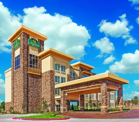 La Quinta Inn & Suites by Wyndham Pecos Отели в г. Пекос