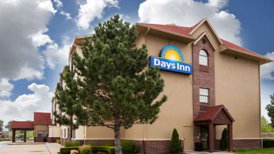 Days Inn by Wyndham Near Kansas Speedway