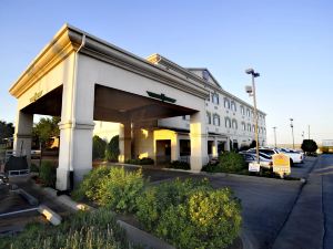 Best Western Plus Shamrock Inn  Suites