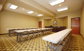 Best Western Plus Parkersville Inn  Suites