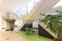 XO Hotels Blue Square