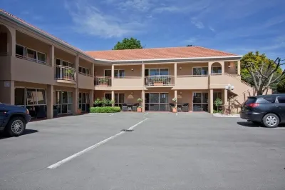 Tuscana Motor Lodge Hotels in 