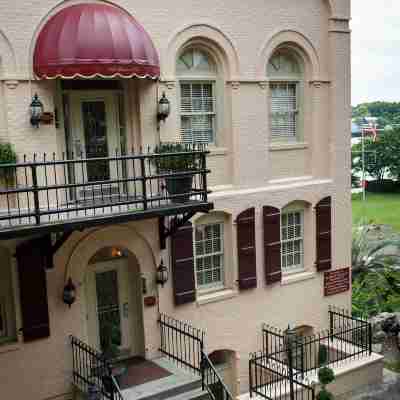 Olde Harbour Inn, Historic Inns of Savannah Collection Hotel Exterior
