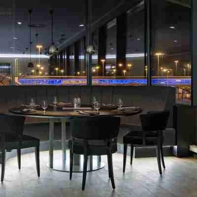 Radisson Blu Hotel Manchester Airport Dining/Meeting Rooms