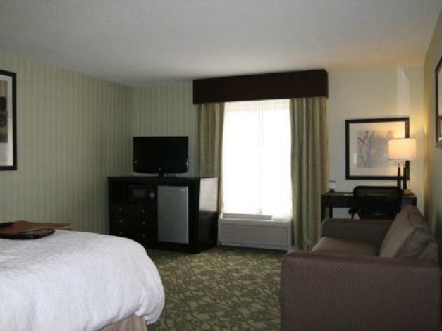 Hampton Inn Detroit Roseville