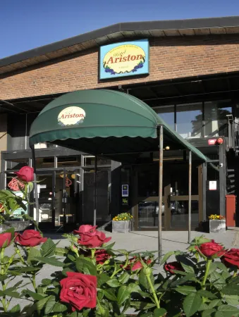 Ariston Hotell Отели в г. коммуна Лидингё