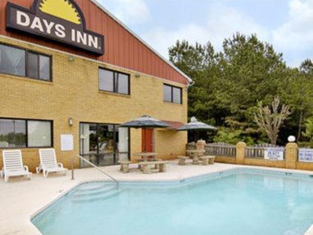 Days Inn by Wyndham Richburg