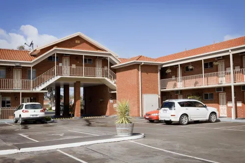 Courtyard Motor Inn Hotels in Shepparton