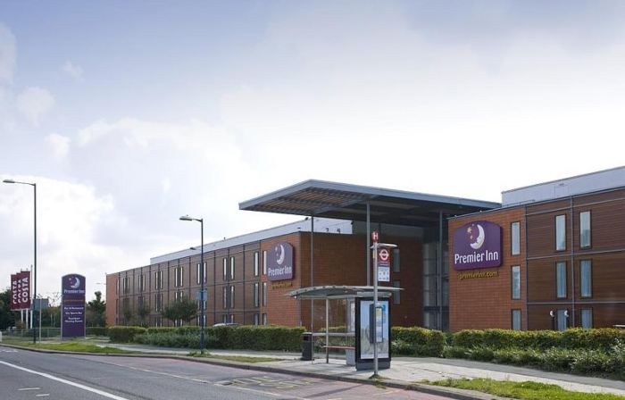 Premier Inn London Heathrow Airport T2 & T3 - Bath Road