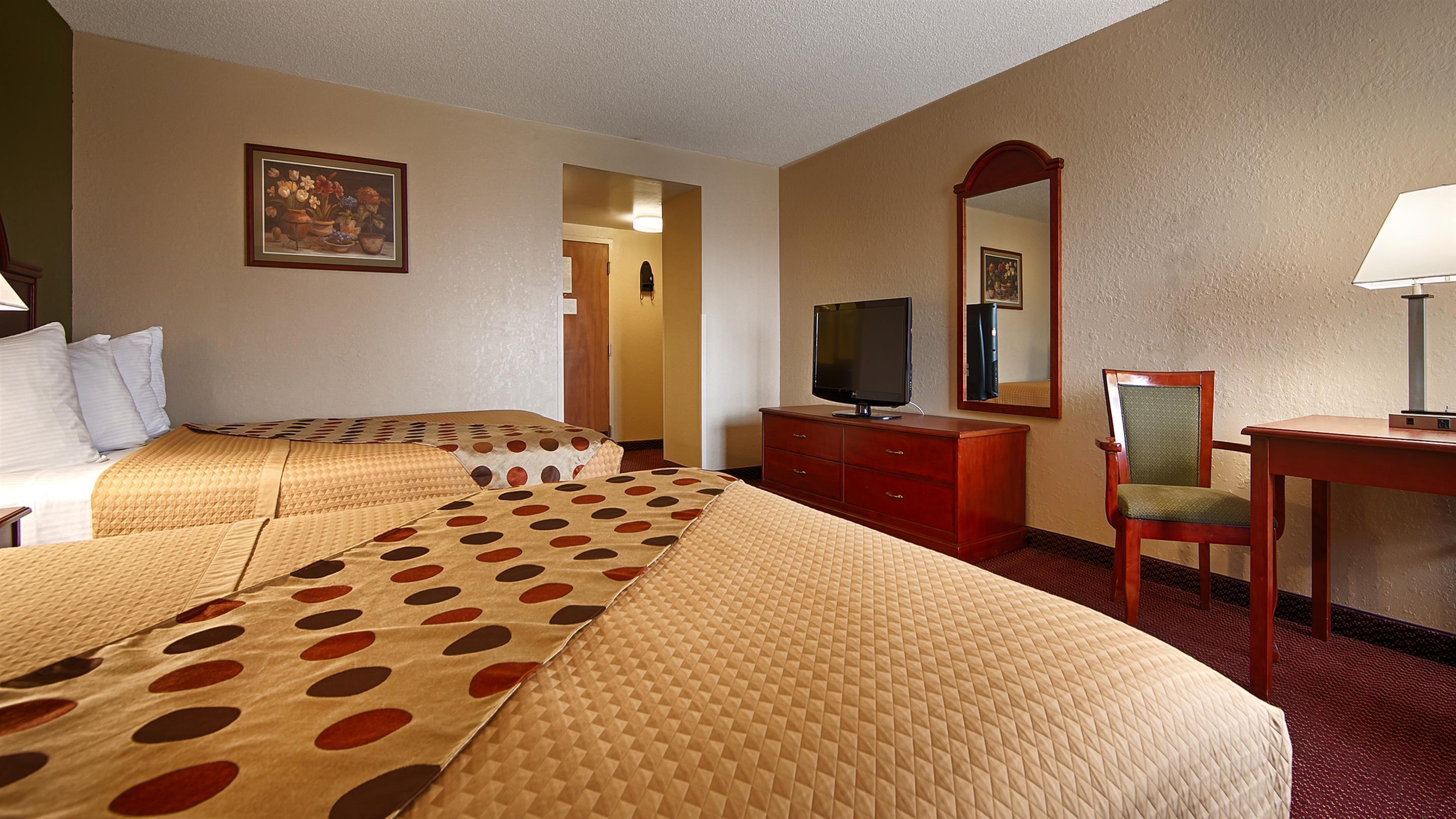 Best Western Luxbury Inn Fort Wayne