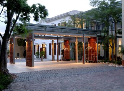 Vineyard Hotel