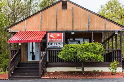 Econo Lodge Inn & Suites Lake Harmony - Pocono Mountains Area Hôtels à : Kidder Township