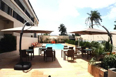 Star Land Hotel Bonapriso Hotels near Douala General Hospital.