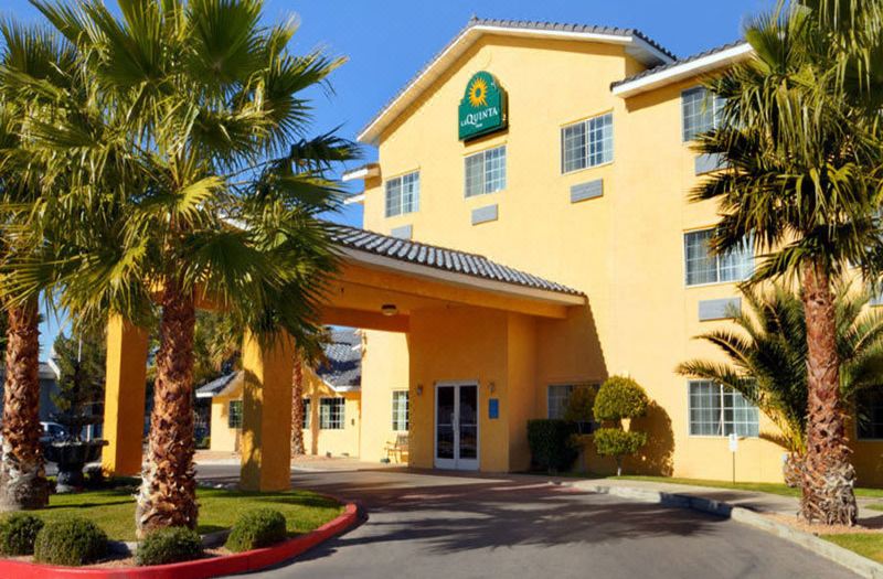 La Quinta Inn & Suites by Wyndham Las Vegas Nellis