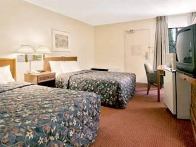 Days Inn by Wyndham Marietta-Atlanta-Delk Road