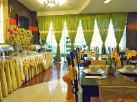 ユーロテル マカティ マカティのホテル