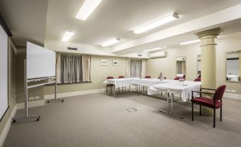 Launceston Central Apartment Hotel Official