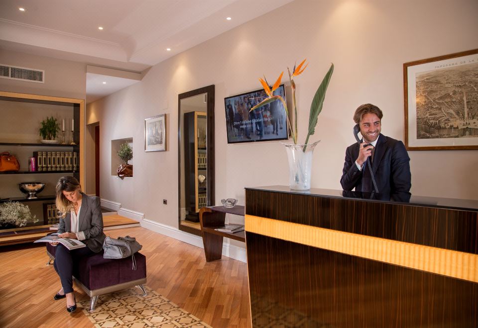 트리덴테 스위트의 넓고 아늑한 객실 내부