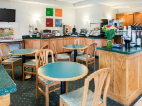 Quality Inn & Suites New Castle Hotels in Lawrence County