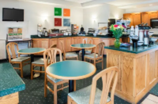 Quality Inn & Suites New Castle