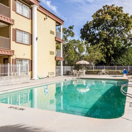 Comfort Suites Red Bluff Near I-5