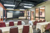 Holiday Inn Express DENVER CENTRAL - NORTH by IHG - Parkering