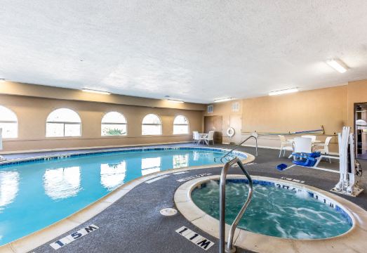 컴포트 스위트 로비