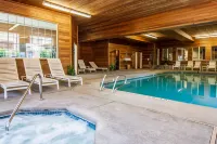 Comfort Suites Linn County Fairground and Expo