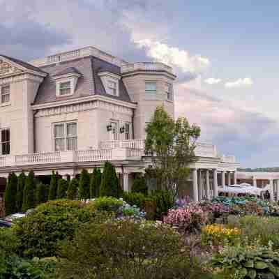 The Chanler at Cliff Walk Hotel Exterior