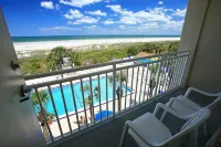 Guy Harvey Resort on Saint Augustine Beach - View biển
