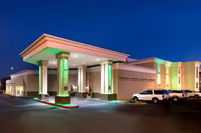 Holiday Inn & Suites Oklahoma City North Hotels in Oklahoma City