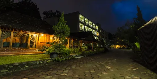 Lotus Bandung Экстерьер Photos