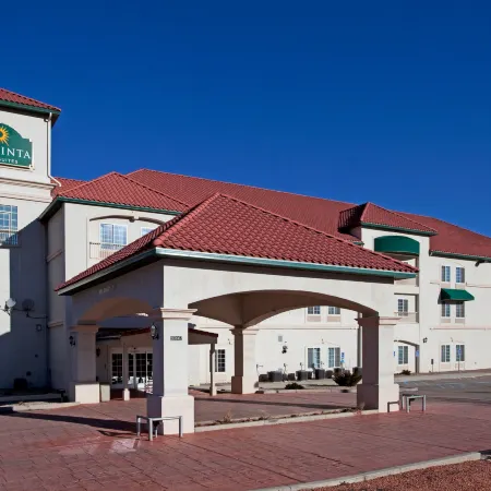 La Quinta Inn & Suites by Wyndham Ruidoso Downs