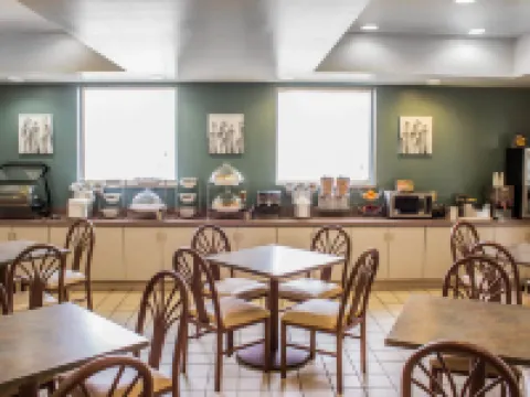 クラリオン ポイント ウェイク フォレスト - ローリー ノース ウェイクフォレストのホテル