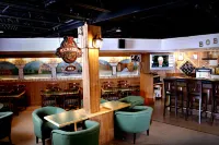 Quality Inn & Conference Centre Downtown Sudbury - Quầy bar
