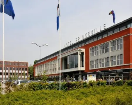 ファン デル ファルク ホテル プリンスヴィル ブレダ ブレッダのホテル