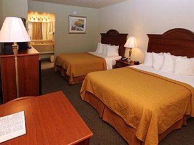 Quality Inn & Suites at Dollywood Lane