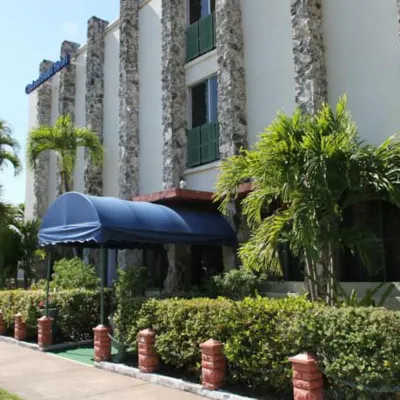 Hotel Chateaubleau Hotels in der Nähe von Venetian Pool