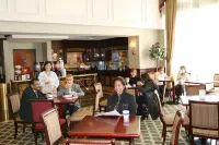 Hampton Inn & Suites by Hilton Toronto Airport - sarapan
