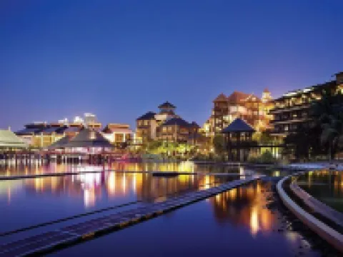 ดับเบิลทรี บาย ฮิลตัน ปุตราจายา เลคไซด์ โรงแรมในปุตราจายา