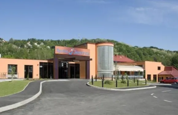 Mobile Homes Terme Jezercica 移動家居特爾梅耶澤爾西卡