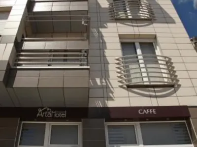 Garni Boutique Hotel Arta Hotels near Trg slobode