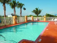 La Quinta Inn & Suites by Wyndham Ft. Pierce