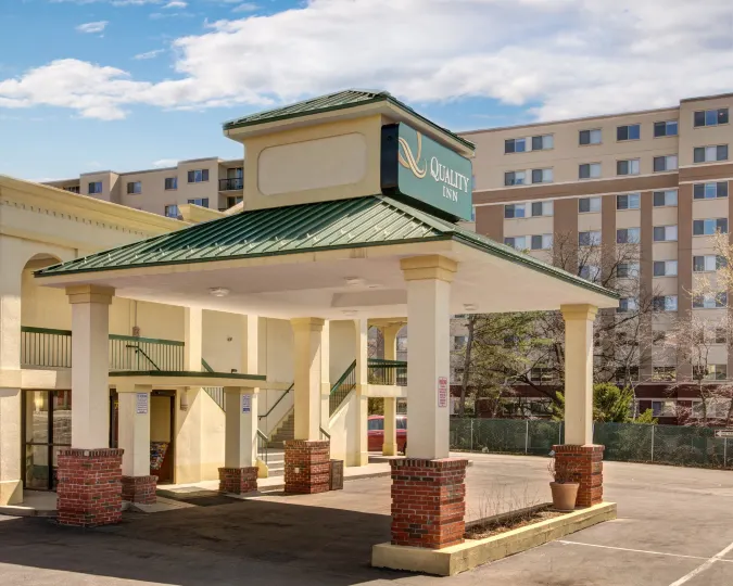 塔科馬公園凱藝酒店
