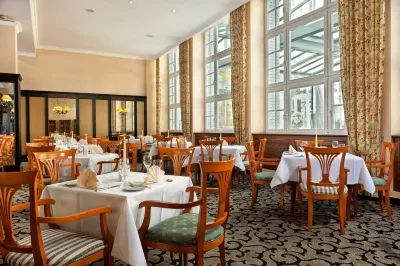 Wyndham Garden Berlin Mitte Hotels near Stadtischer Friedhof III