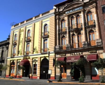 Hotel Santiago de Compostela - Guadalajara Centro Historico