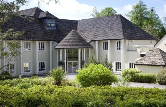 薩德伯裏別墅酒店