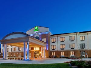 Holiday Inn Express & Suites ST Charles